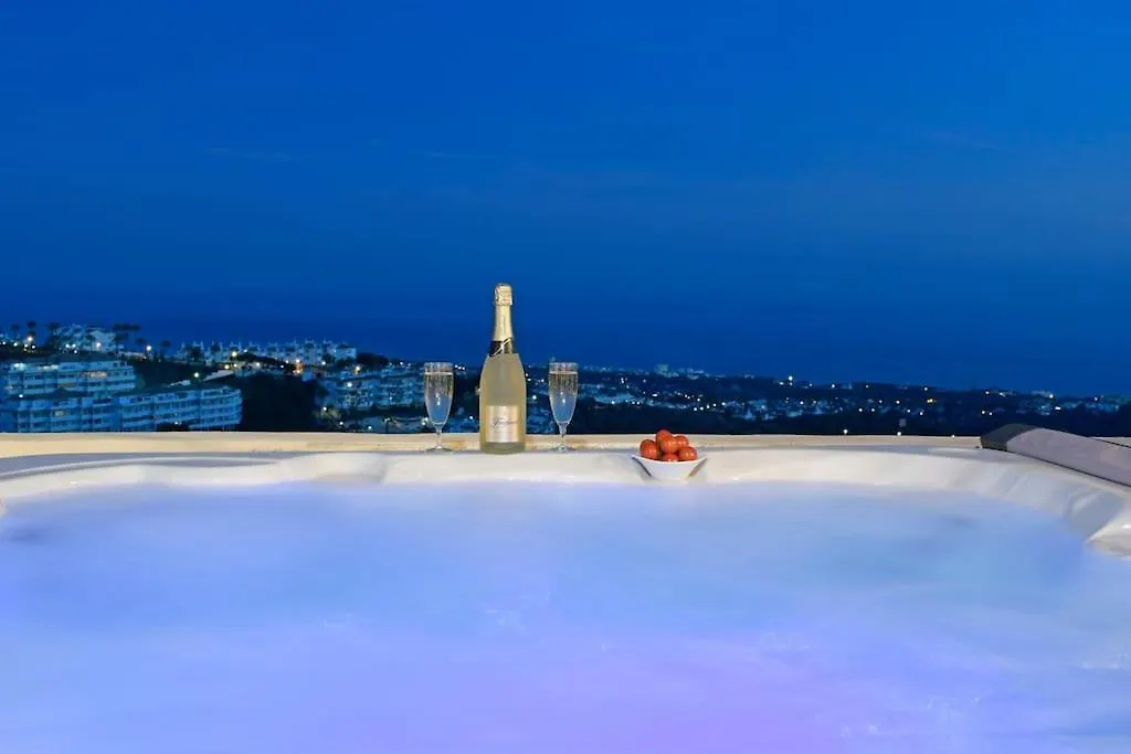 Appartement Calahonda 4, Jacuzzi, Wifi, Ac,Bbq, Big Terrace, Private Parking, Beach & Golf Sitio de Calahonda Spanje