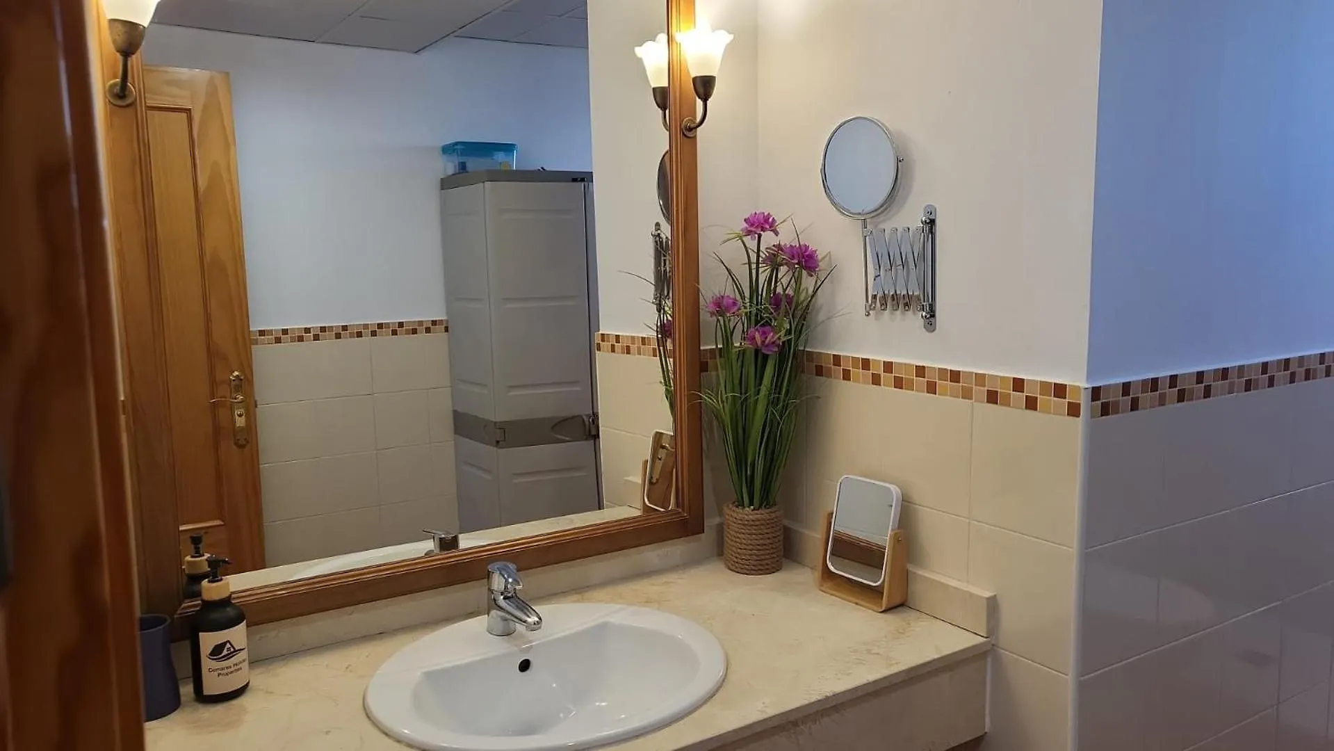 Calahonda 4, Jacuzzi, Wifi, Ac,Bbq, Big Terrace, Private Parking, Beach & Golf Sitio de Calahonda